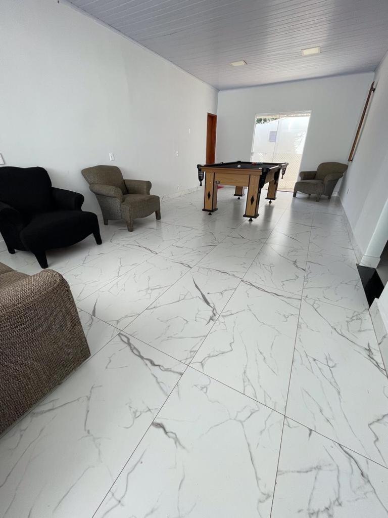 Casa de férias Casa Por Temporada Em - Sobrado Com Area De Lazer Com Varanda Gourmet *