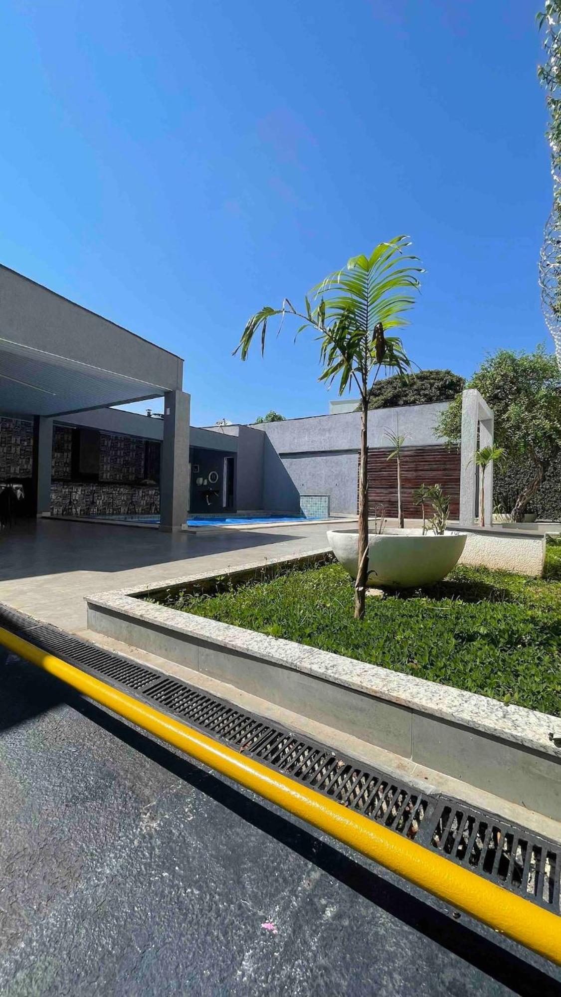Casa Por Temporada Em - Sobrado Com Area De Lazer Com Varanda Gourmet