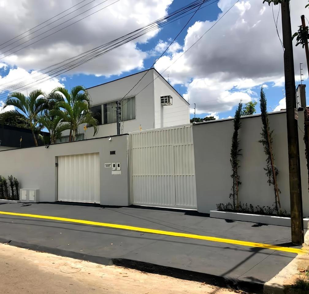 Casa Por Temporada Em - Sobrado Com Area De Lazer Com Varanda Gourmet Casa de férias Goiânia