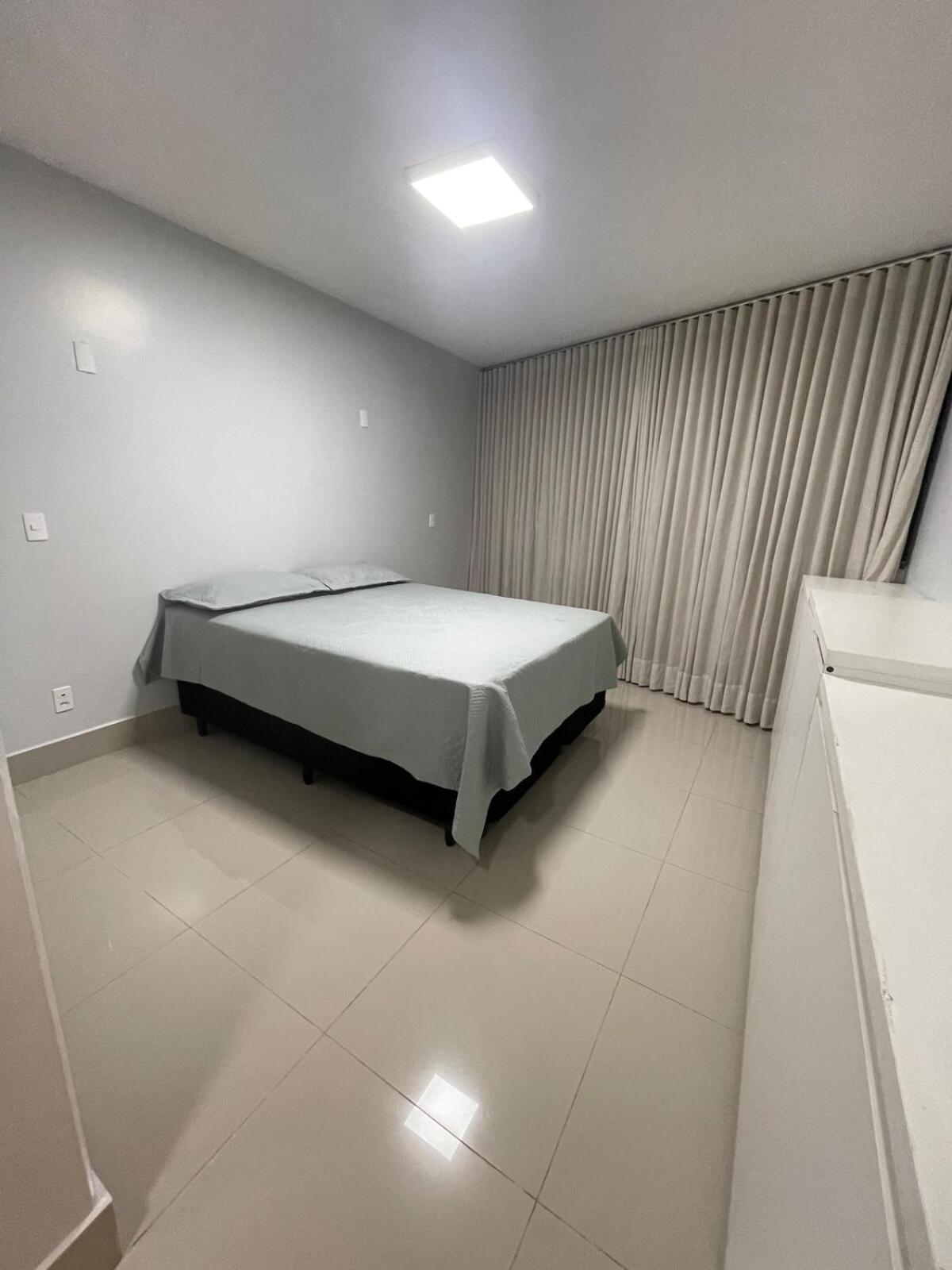 Casa Por Temporada Em - Sobrado Com Area De Lazer Com Varanda Gourmet *